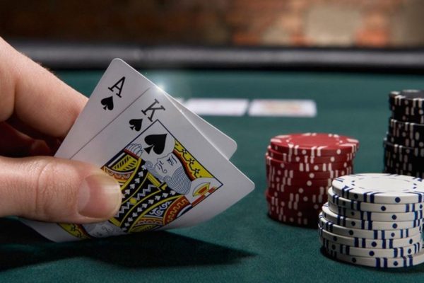 How to Play Poker from Scratch
