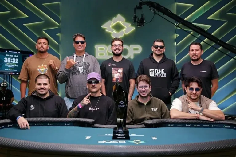 Aloísio Dourado is the chip leader of the Main Event BSOP Summer FT