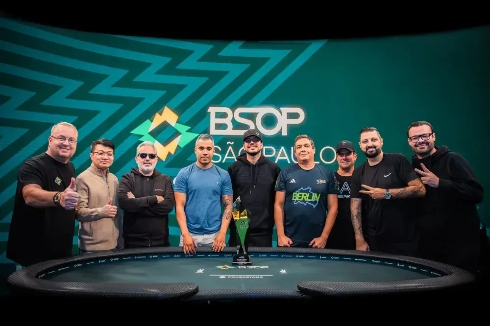 Pablo Vialaret, from Argentina, is the chip leader of the FT of the Main Event of BSOP São Paulo
