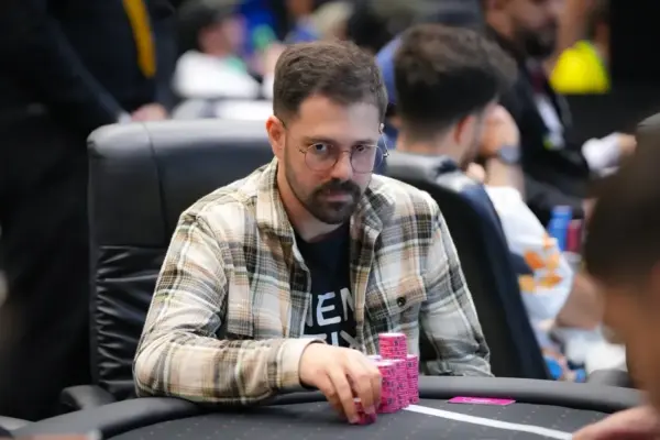 Felipe Boianovsky rises to the podium of the Super Tuesday of the Anniversary Series