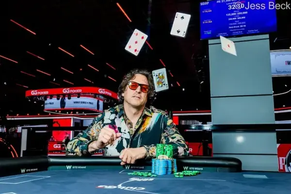 Michael Casella defeats poker legends and wins bracelet; Yuri comes close to the final table