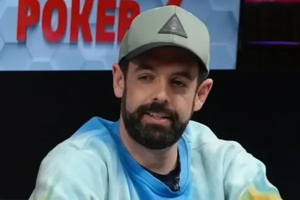 Jared Griener is robbed after leaving the WSOP and loses all the prize money
