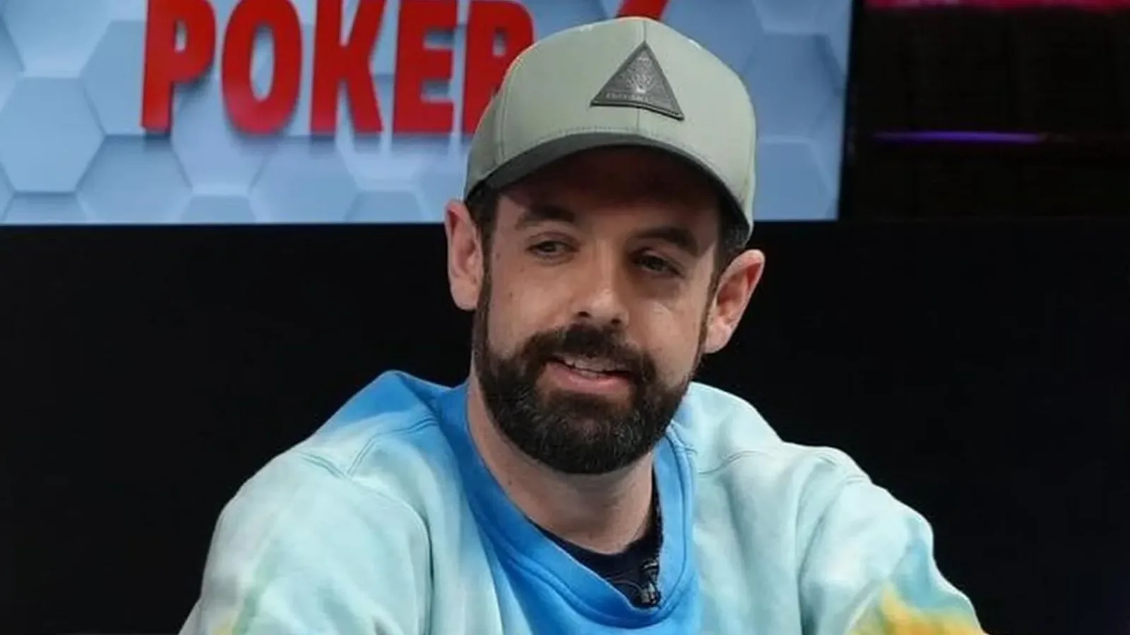 Jared Griener is robbed after leaving the WSOP and loses all the prize money