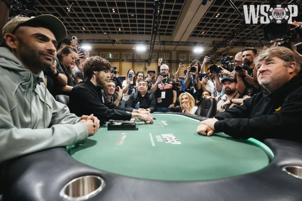 WSOP Main Event: Bubble bursts with triple elimination involving Chris Moneymaker