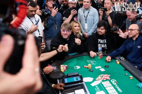 WSOP Main Event: Bubble bursts with triple elimination involving Chris Moneymaker