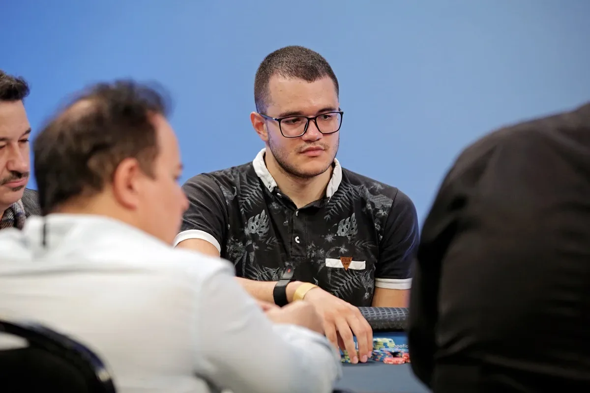 Carlos Serrano leads qualifiers to Day 3 of the BSOP Championship