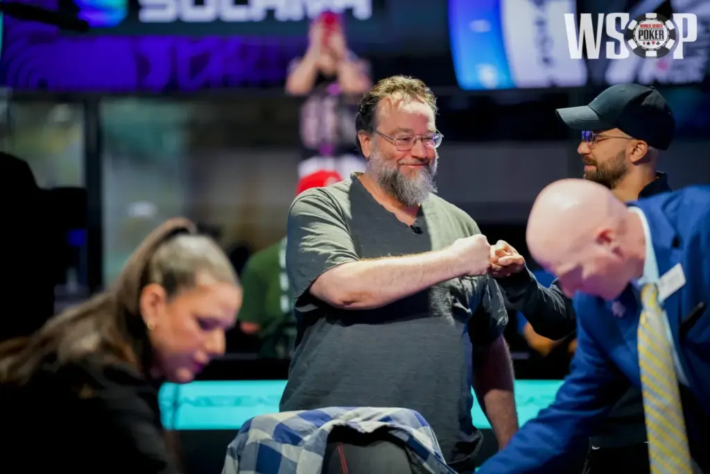 Todd Brunson leaves the Main Event with a painful bad beat; see how it went