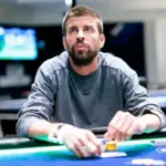 Gerard Piqué falls in the Super High Roller Warm Up bubble of the EPT Barcelona
