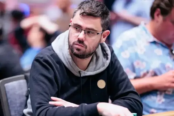 Vinícius Escossi reaches six figures in the FT of WSOP Online Event 21