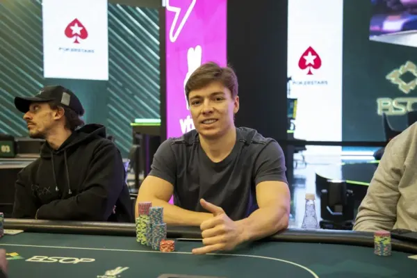 Or Kirsten wins the Mini Bounty Builder HR on PokerStars